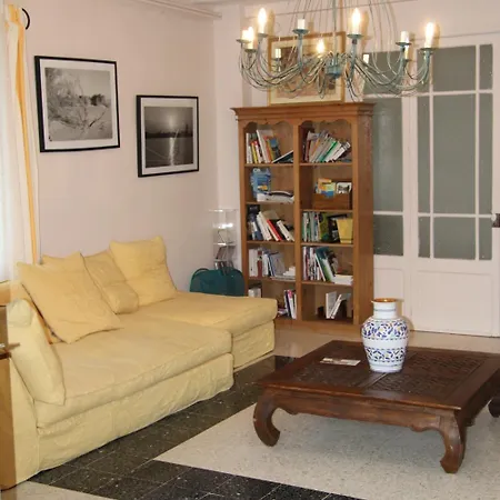 Hanna Bed & Breakfast 3*